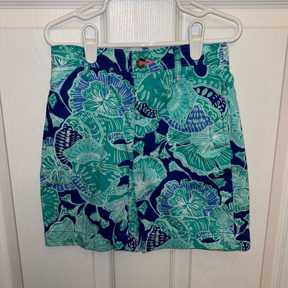 Boys Lilly Pulitzer shorts size 4